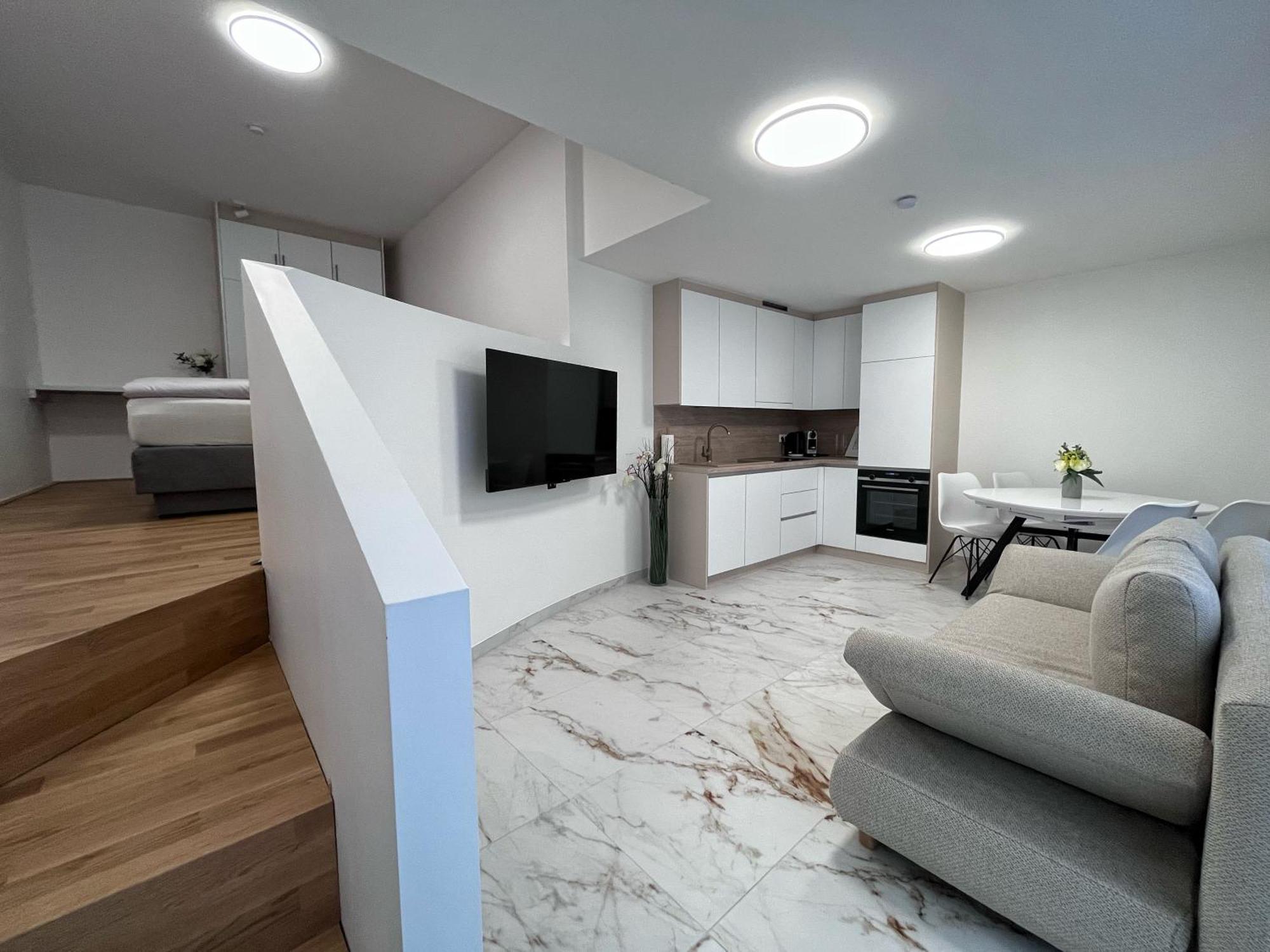 Danube22 Apartment 4 Вена Экстерьер фото
